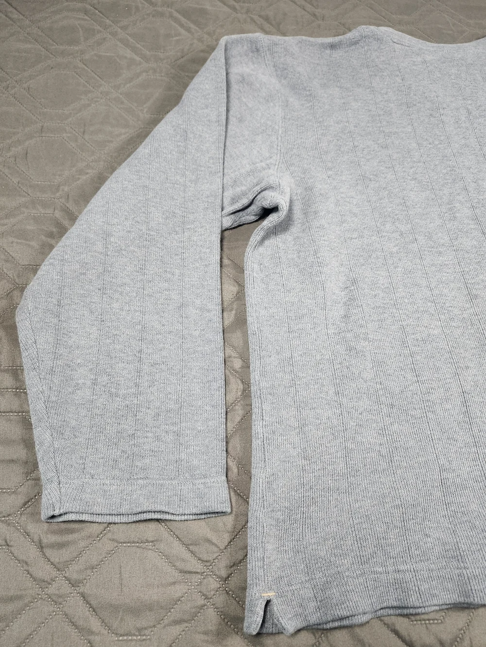 Banana Republic Men's Light Blue V-Neck Pullover Sweater Size Large
